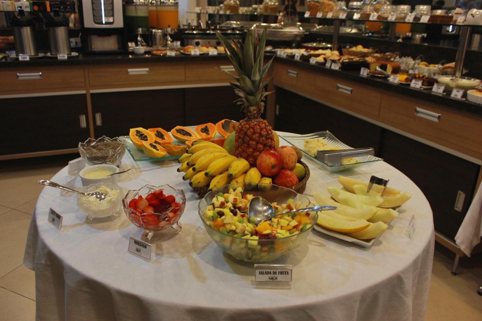 Gontijo Inn Hotel Itajubá Extérieur photo Fruit salad